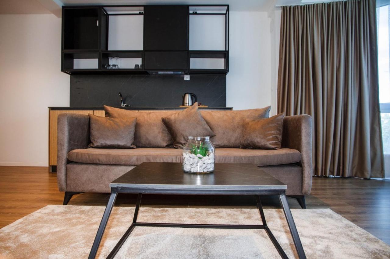 Swiss Apartments Prishtina Приштина Екстер'єр фото