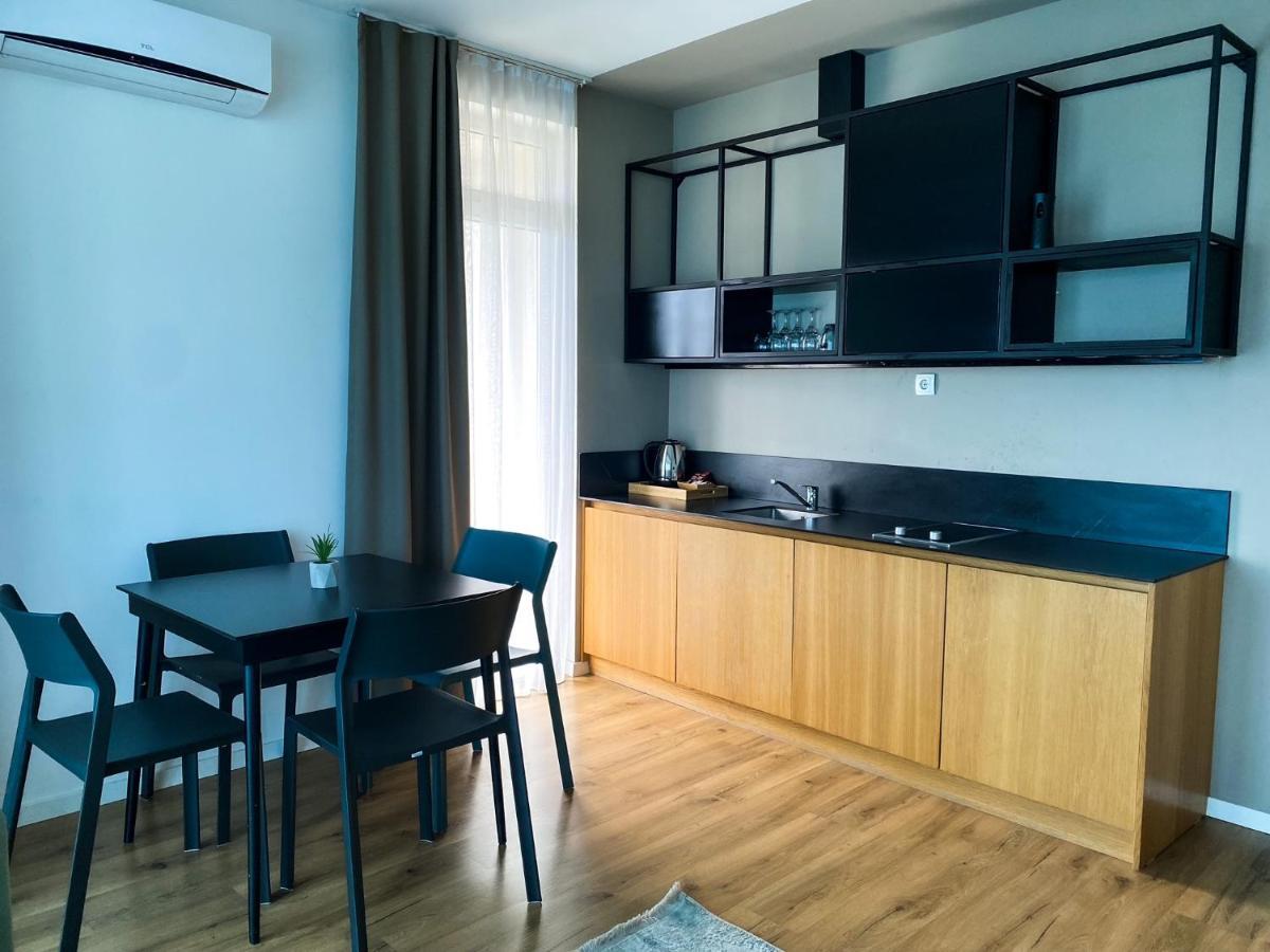 Swiss Apartments Prishtina Приштина Екстер'єр фото