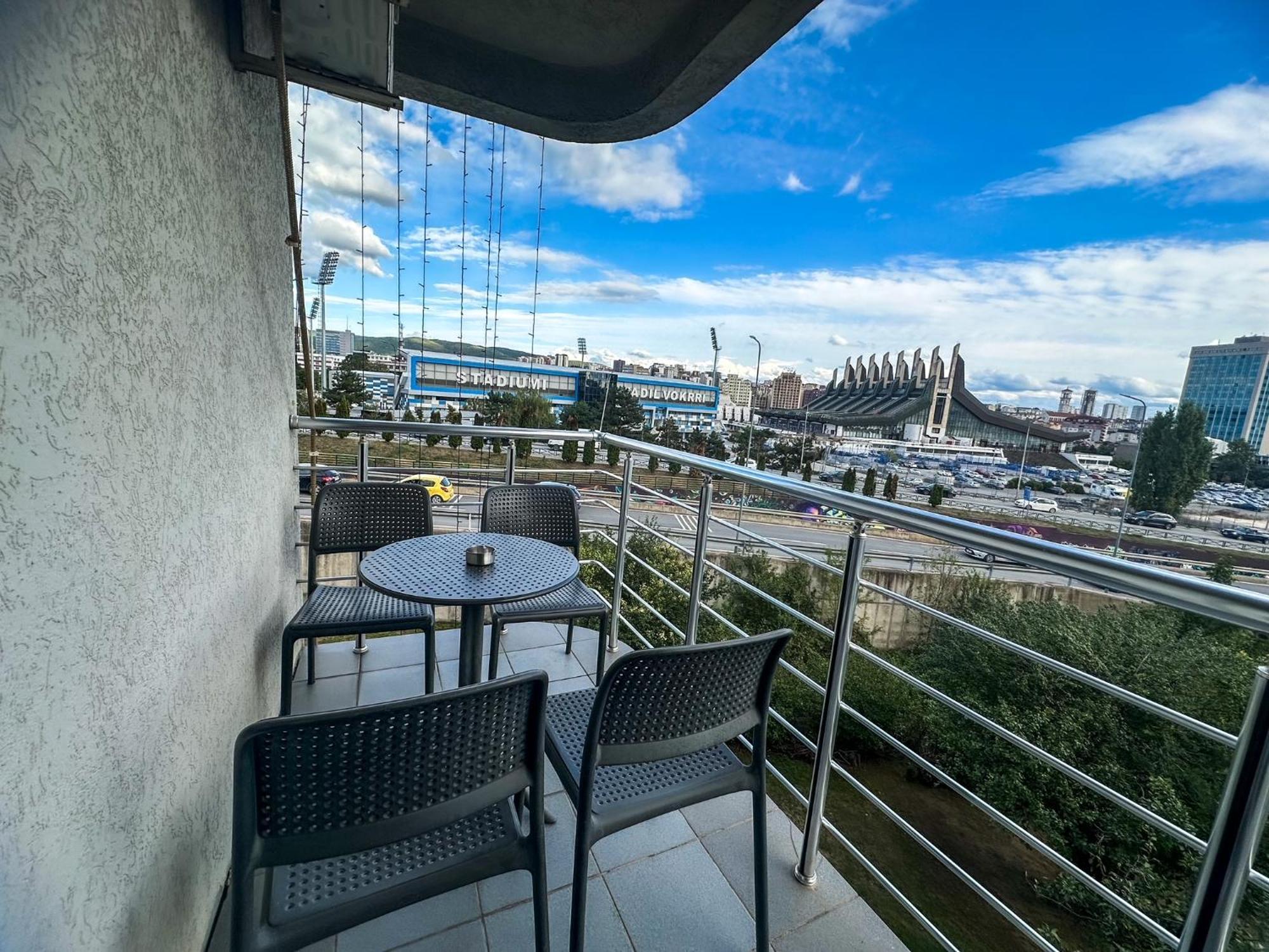 Swiss Apartments Prishtina Приштина Екстер'єр фото