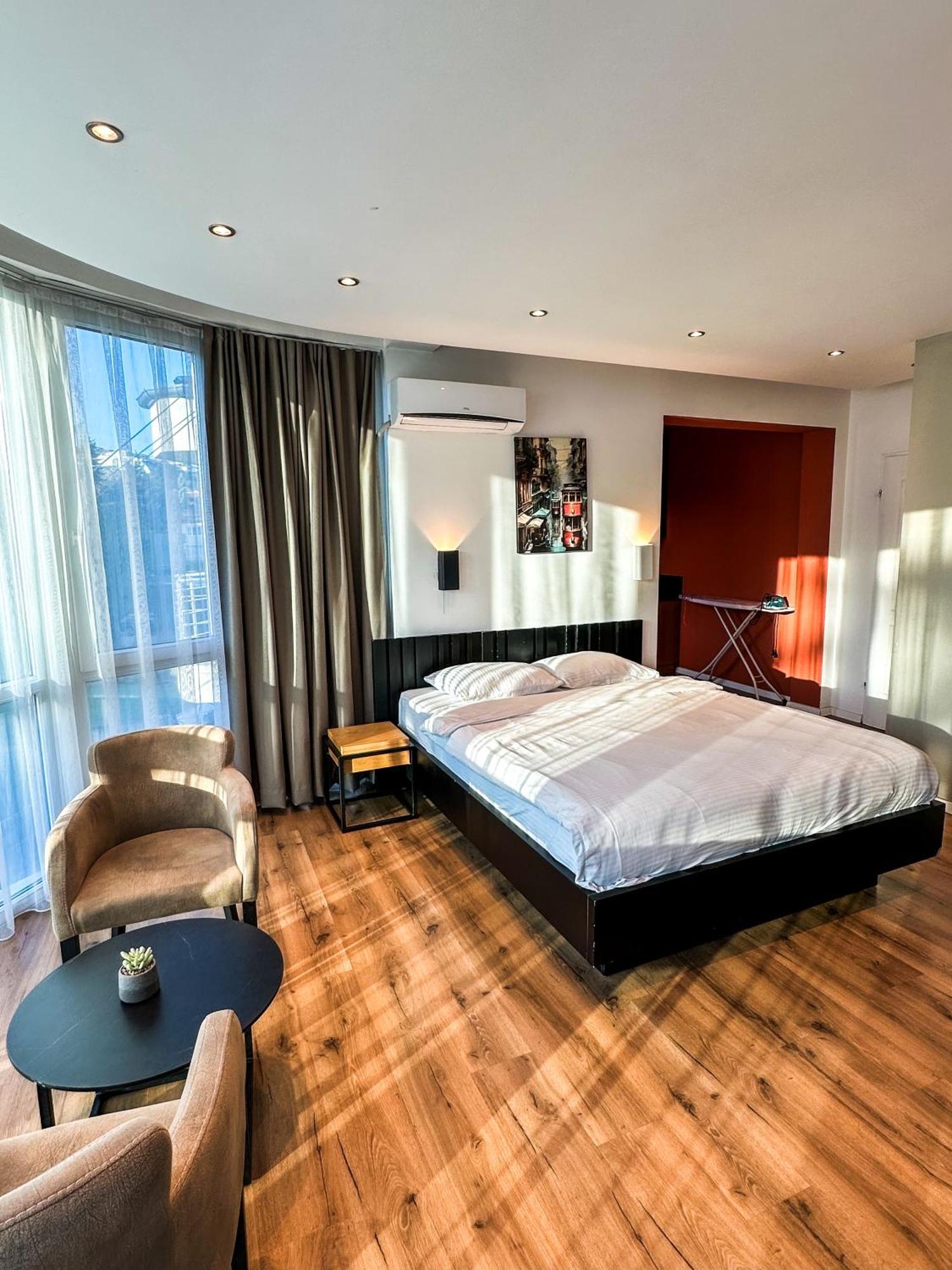 Swiss Apartments Prishtina Приштина Екстер'єр фото